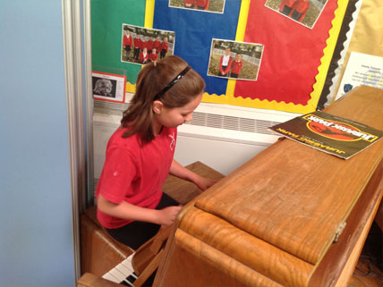 North Leigh C of E Primary School