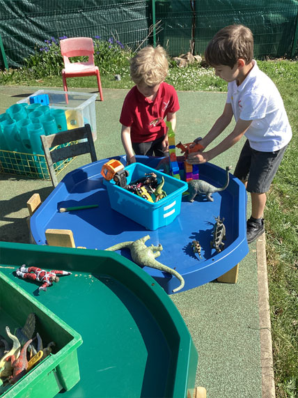 North Leigh C of E Primary School