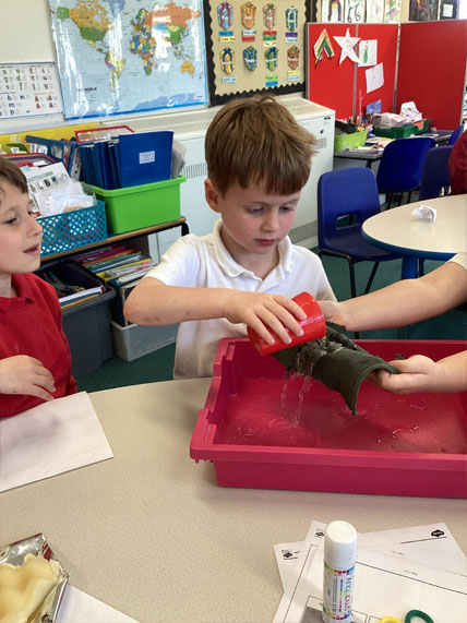 North Leigh C of E Primary School