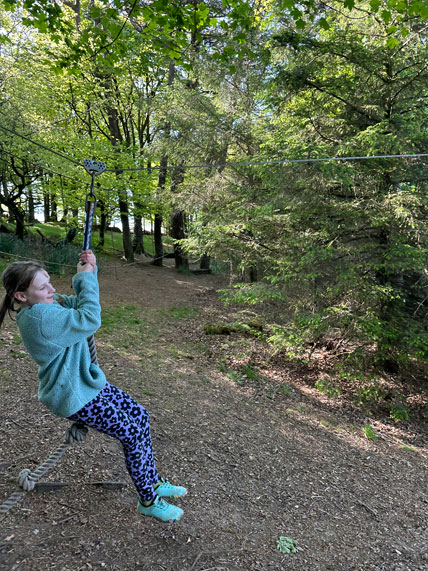 North Leigh C of E Primary School