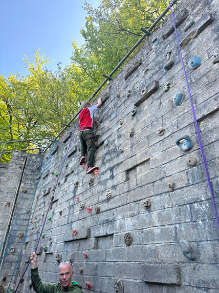 North Leigh C of E Primary School