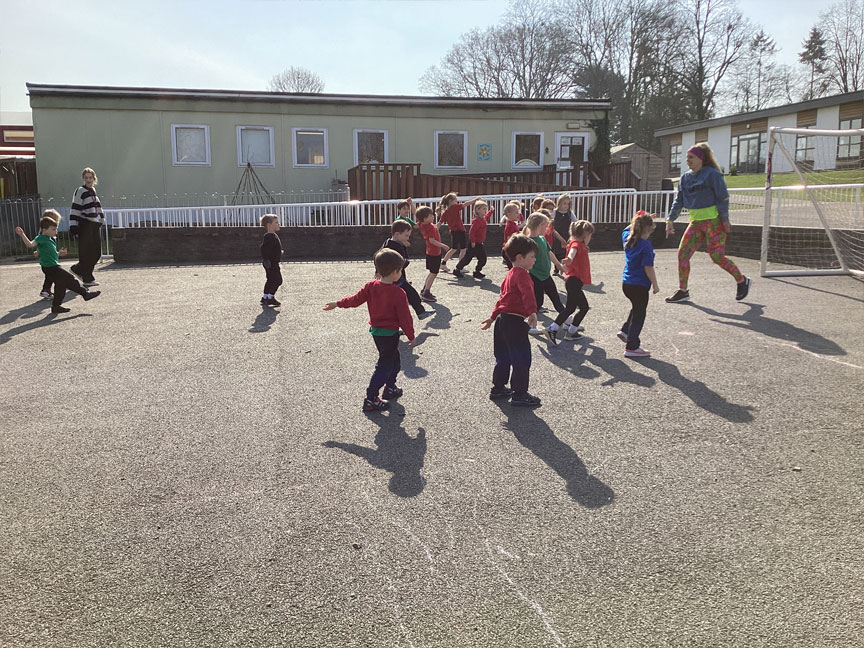 North Leigh C of E Primary School