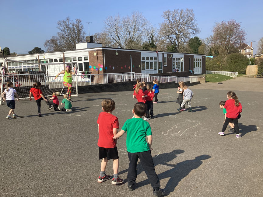 North Leigh C of E Primary School