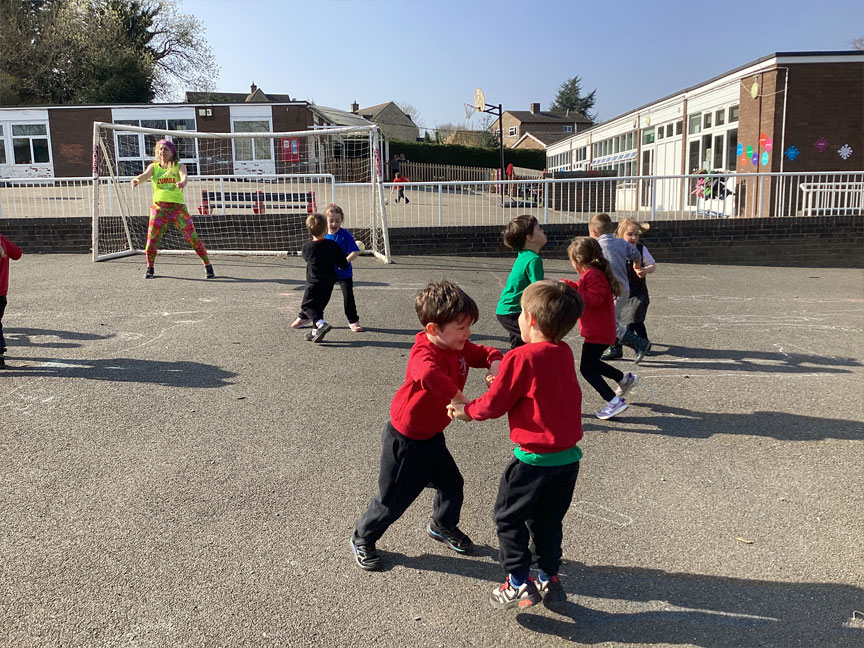 North Leigh C of E Primary School
