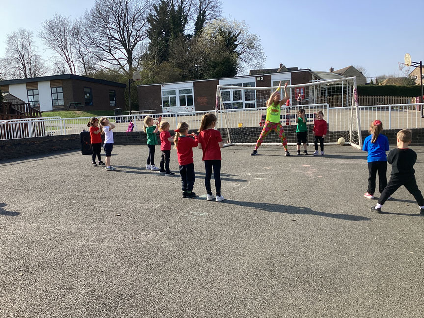 North Leigh C of E Primary School