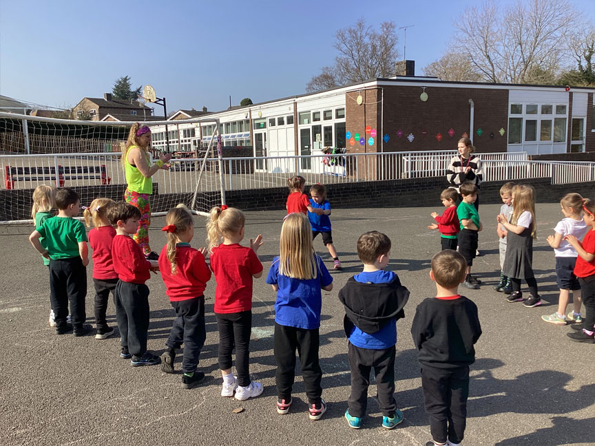 North Leigh C of E Primary School