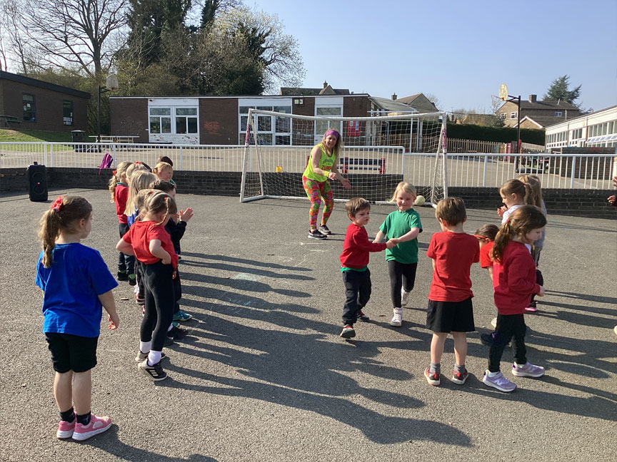 North Leigh C of E Primary School