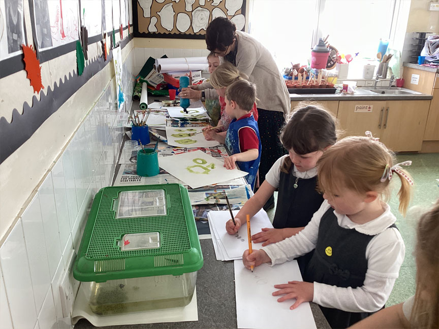 North Leigh C of E Primary School