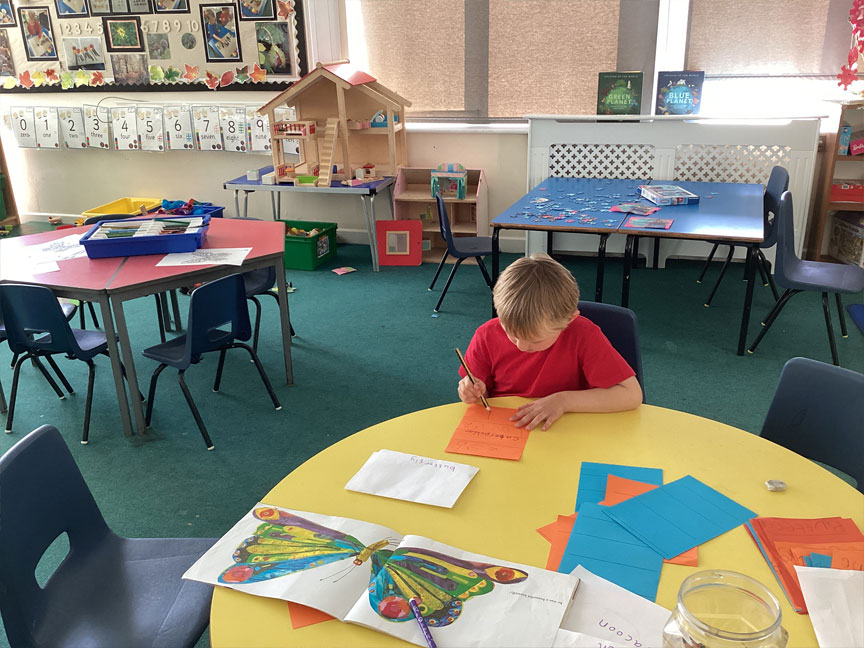 North Leigh C of E Primary School