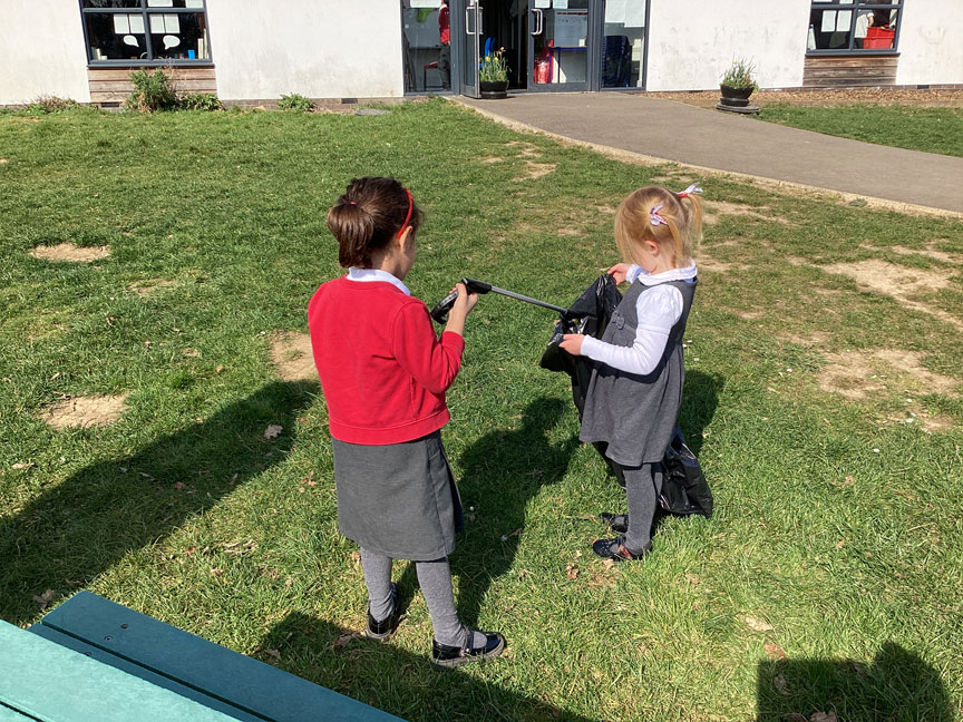North Leigh C of E Primary School