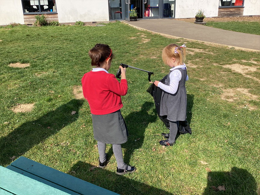 North Leigh C of E Primary School