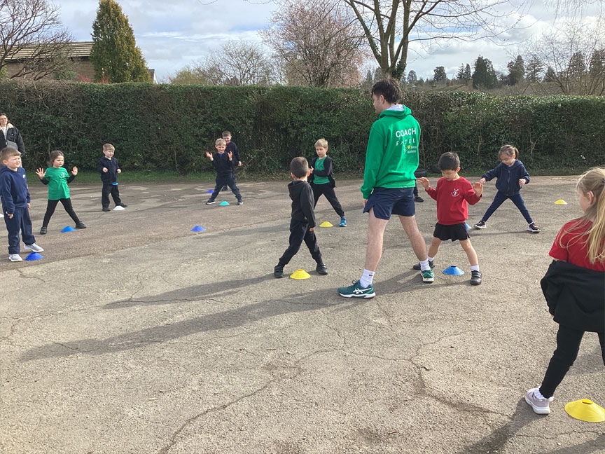 North Leigh C of E Primary School