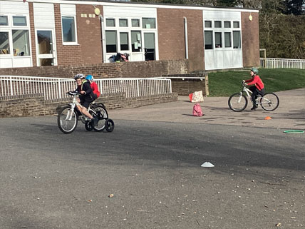 North Leigh C of E Primary School