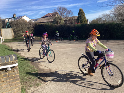 North Leigh C of E Primary School