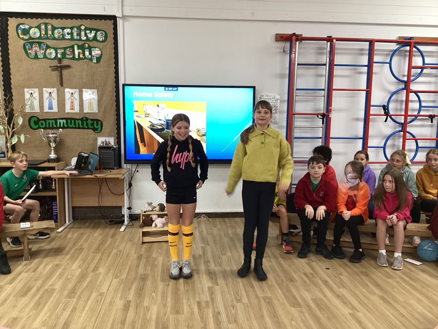 North Leigh C of E Primary School