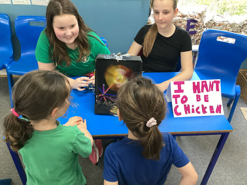 North Leigh C of E Primary School