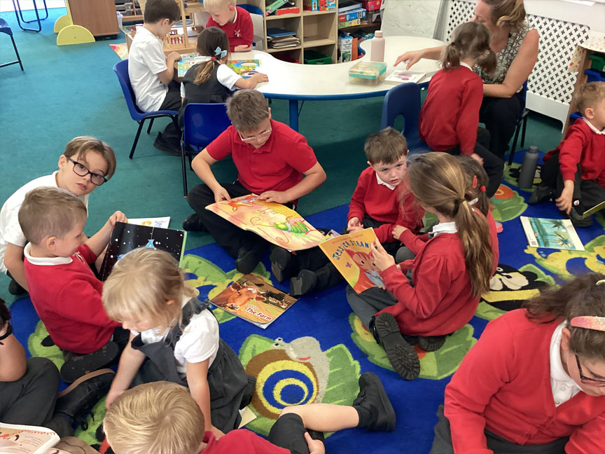 North Leigh C of E Primary School