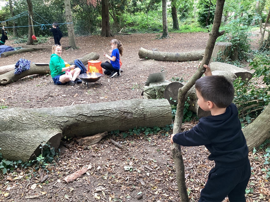 North Leigh C of E Primary School