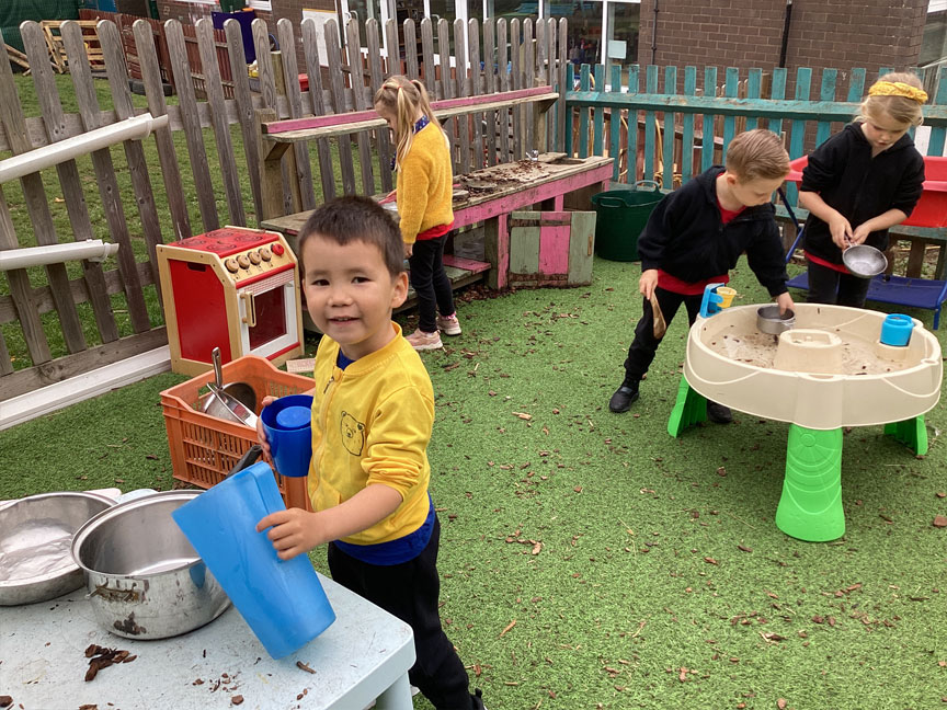 North Leigh C of E Primary School