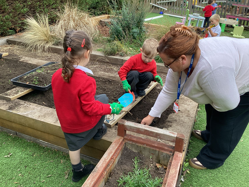 North Leigh C of E Primary School