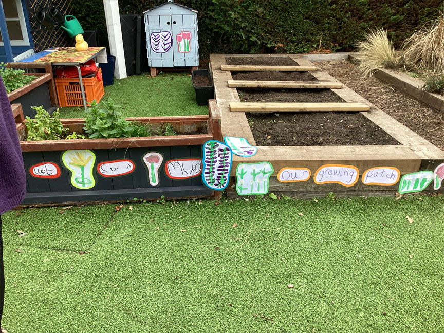 North Leigh C of E Primary School