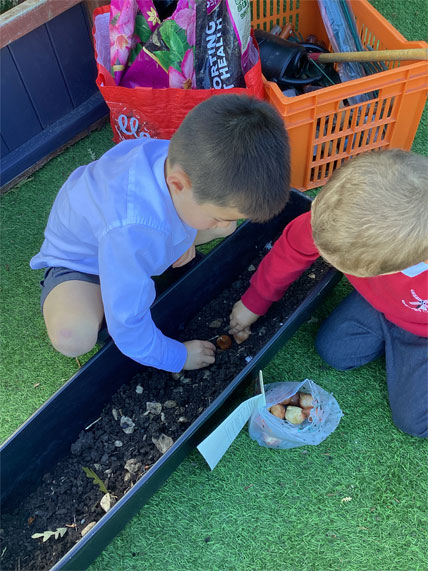 North Leigh C of E Primary School