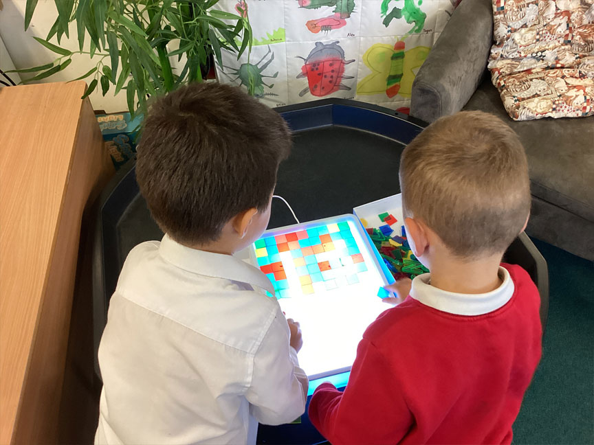 North Leigh C of E Primary School