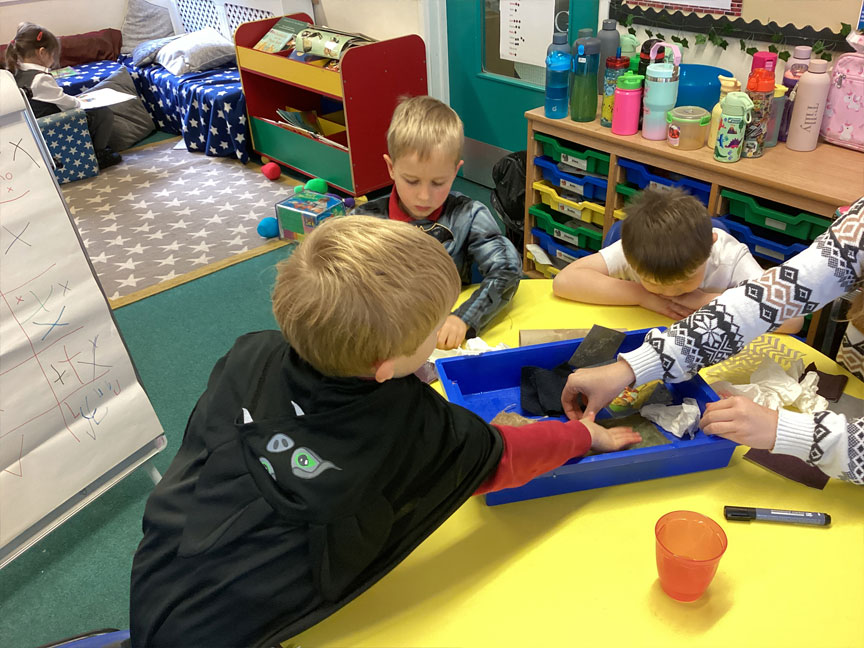 North Leigh C of E Primary School