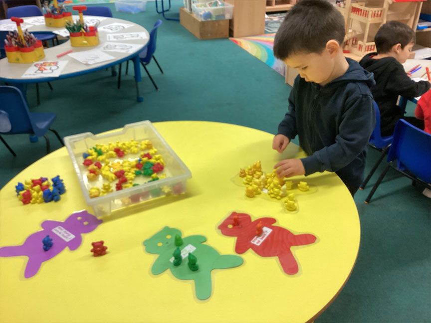 North Leigh C of E Primary School