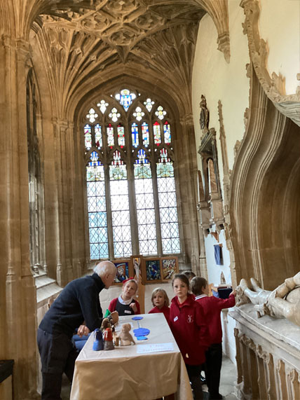 North Leigh C of E Primary School