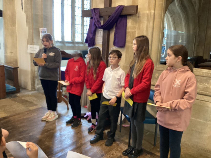 North Leigh C of E Primary School