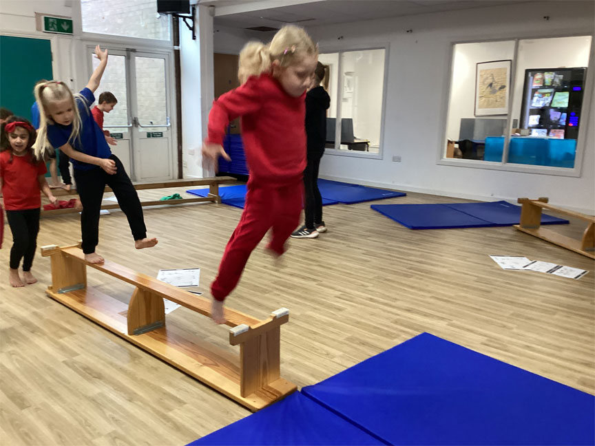 North Leigh C of E Primary School