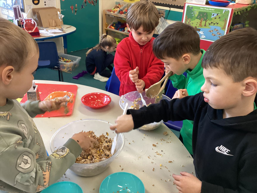 North Leigh C of E Primary School