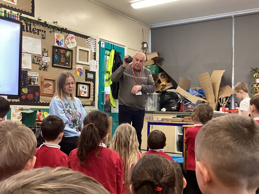 North Leigh C of E Primary School