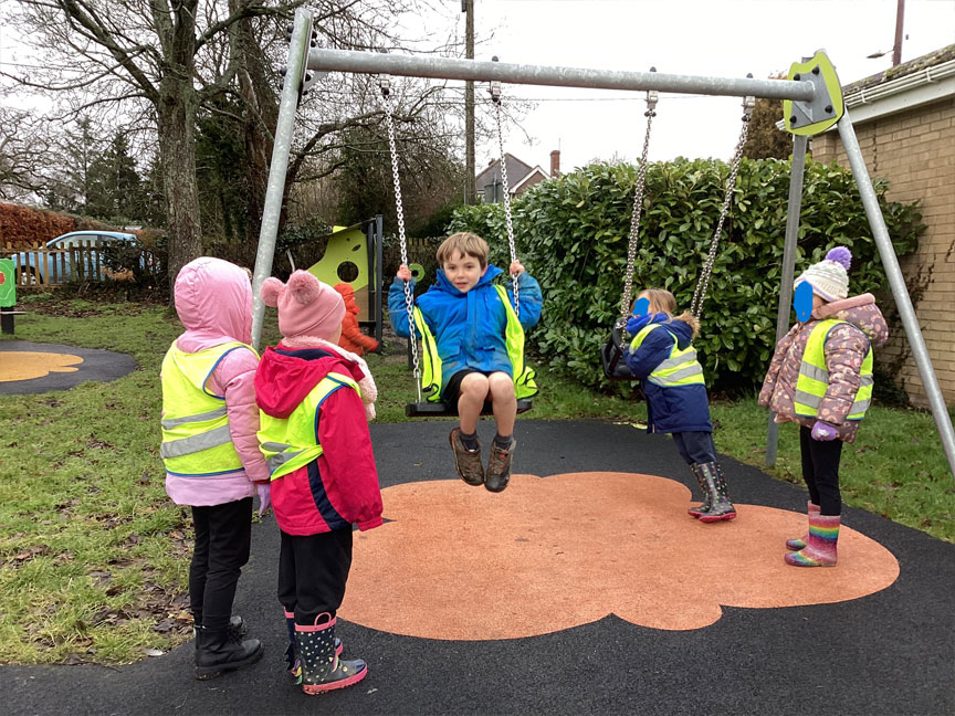 North Leigh C of E Primary School