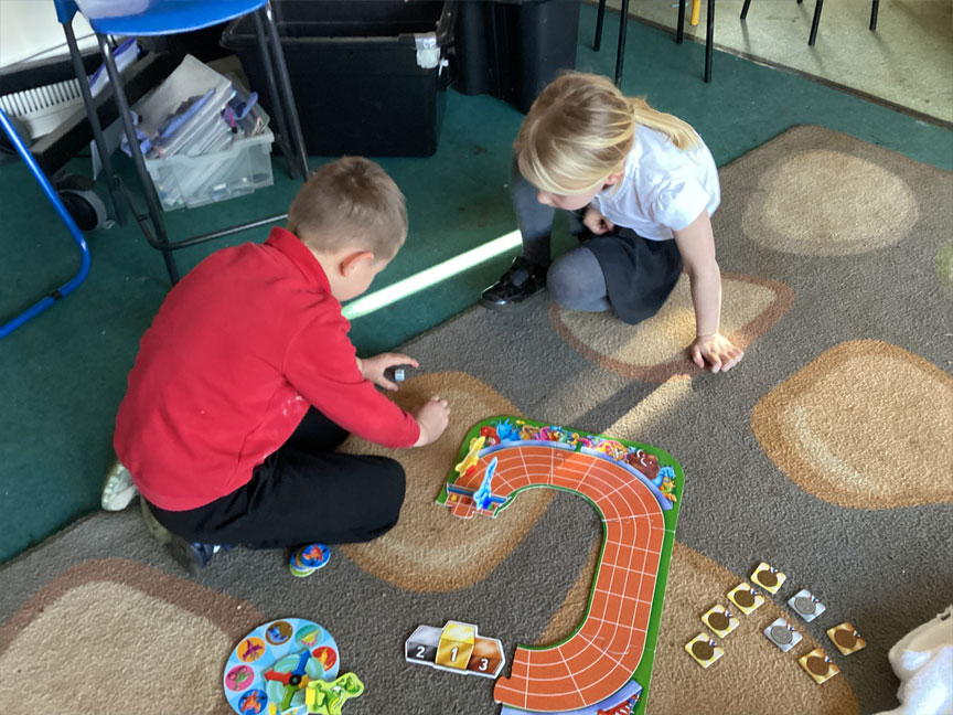 North Leigh C of E Primary School