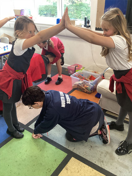 North Leigh C of E Primary School