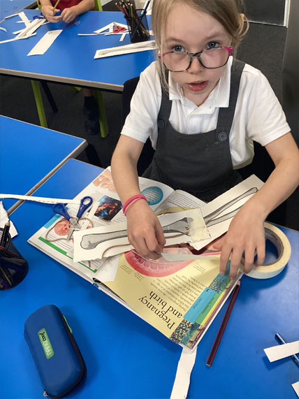 North Leigh C of E Primary School