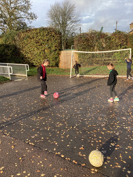 North Leigh C of E Primary School