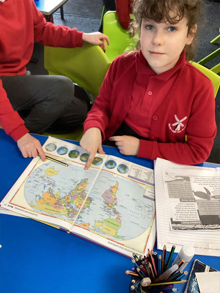 North Leigh C of E Primary School