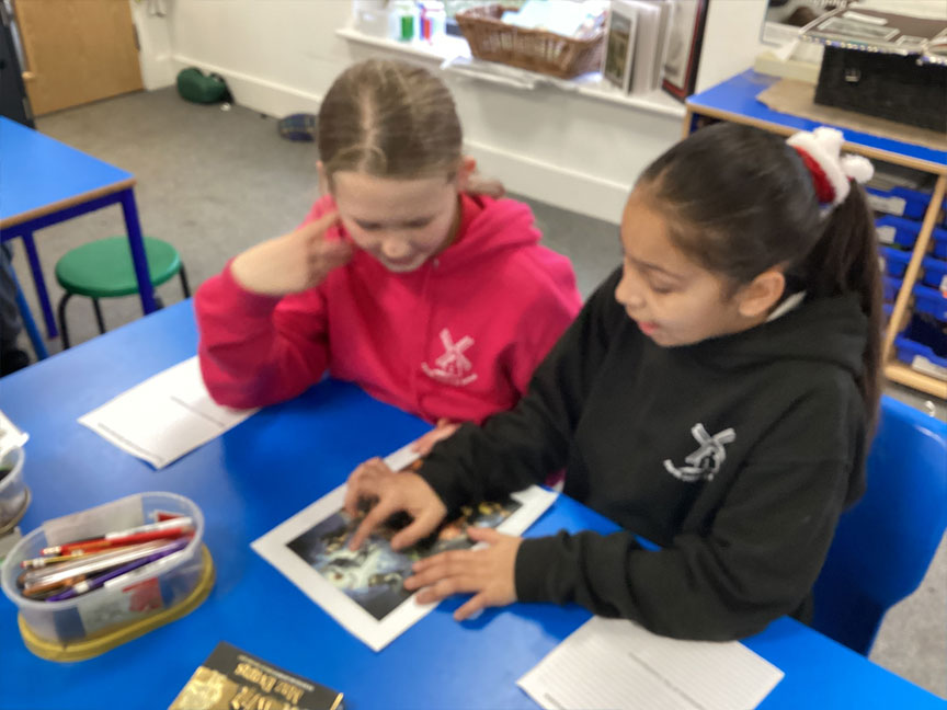 North Leigh C of E Primary School