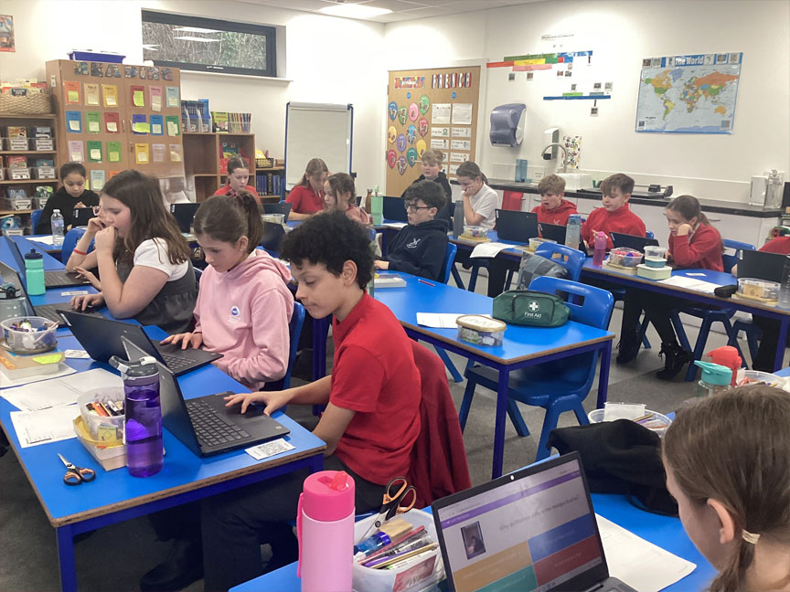 North Leigh C of E Primary School