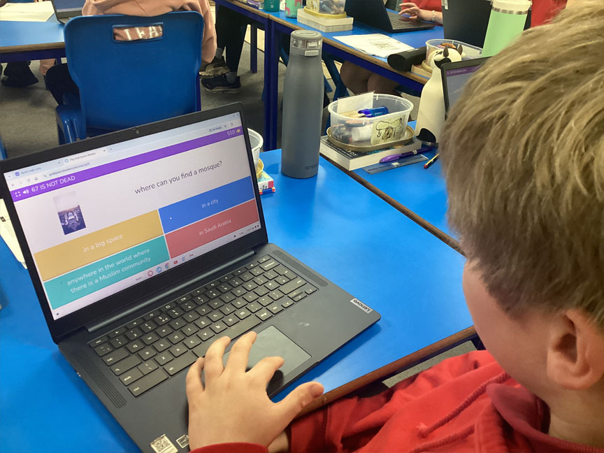 North Leigh C of E Primary School