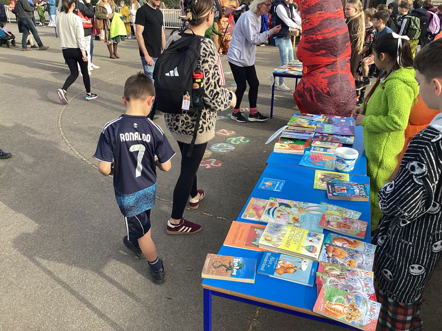 North Leigh C of E Primary School