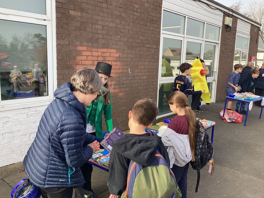 North Leigh C of E Primary School